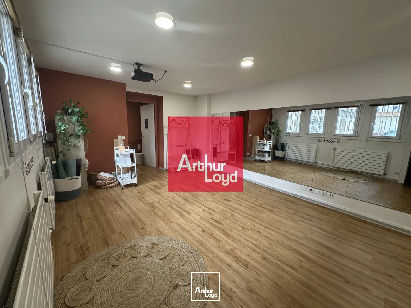 Locaux commerciaux - Location - GRENOBLE - 38100 - 110-110 - 7890779