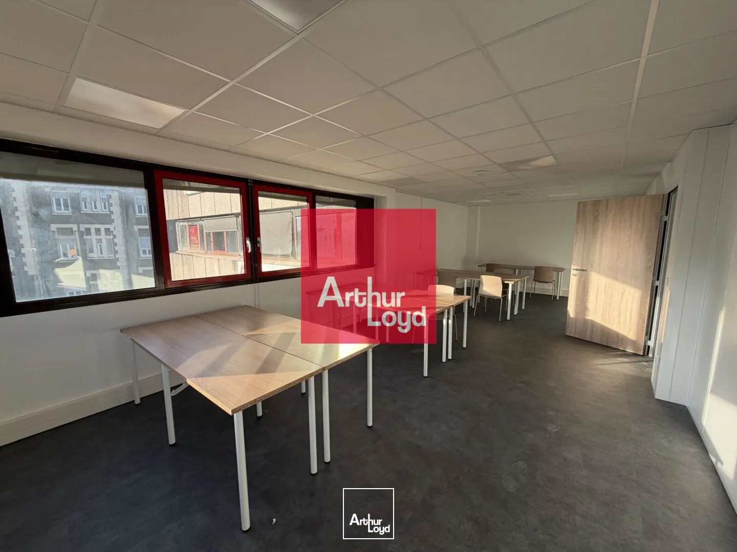 Bureaux - Vente - LA TRONCHE - 38700 - 456-456 - 7890886