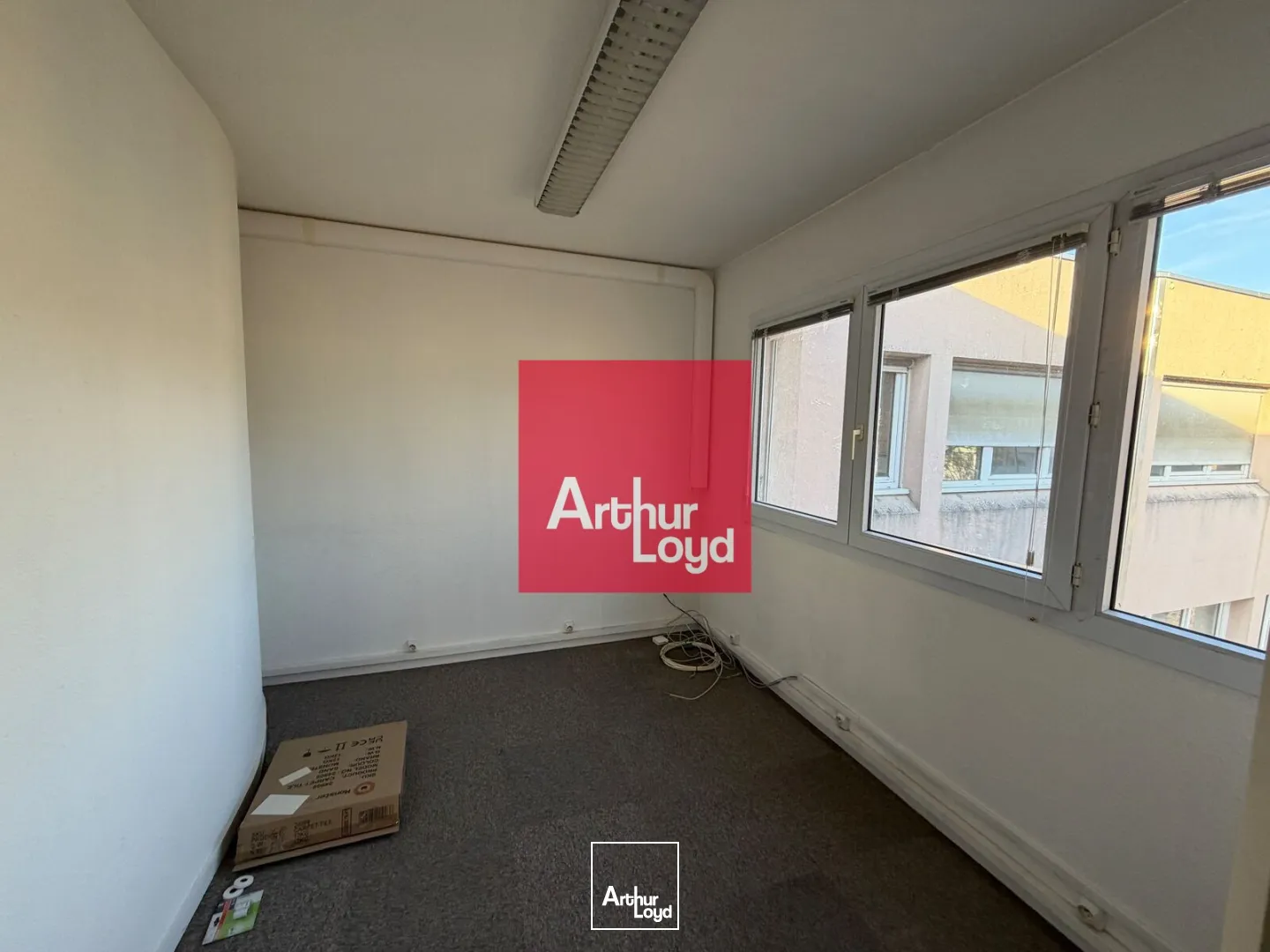 Bureaux - Location - SAINT MARTIN D'HERES - 38400 - 115-115 - 7890897