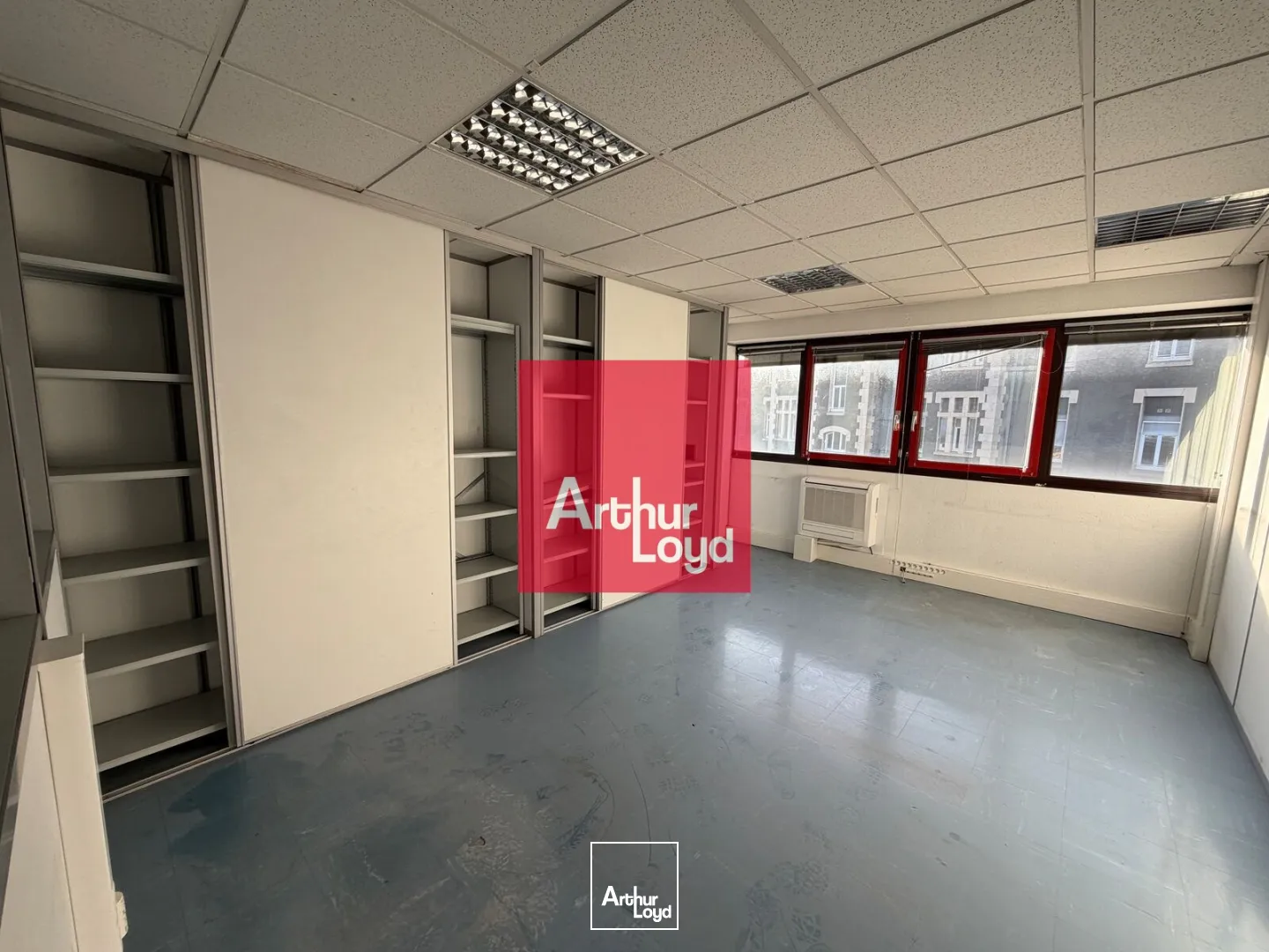 Bureaux - Location - LA TRONCHE - 38700 - 456-456 - 7890932