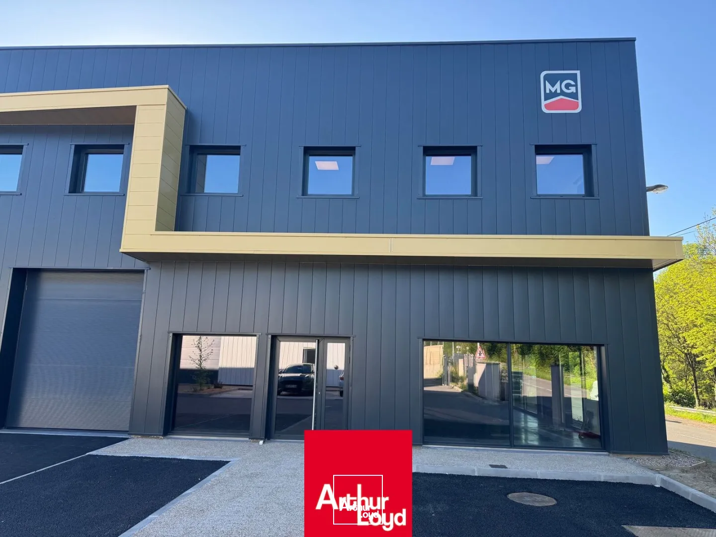 Locaux d'activité & Entrepôts - Location - SAINT FORGEUX - 69490 - 265-265 - 7891276