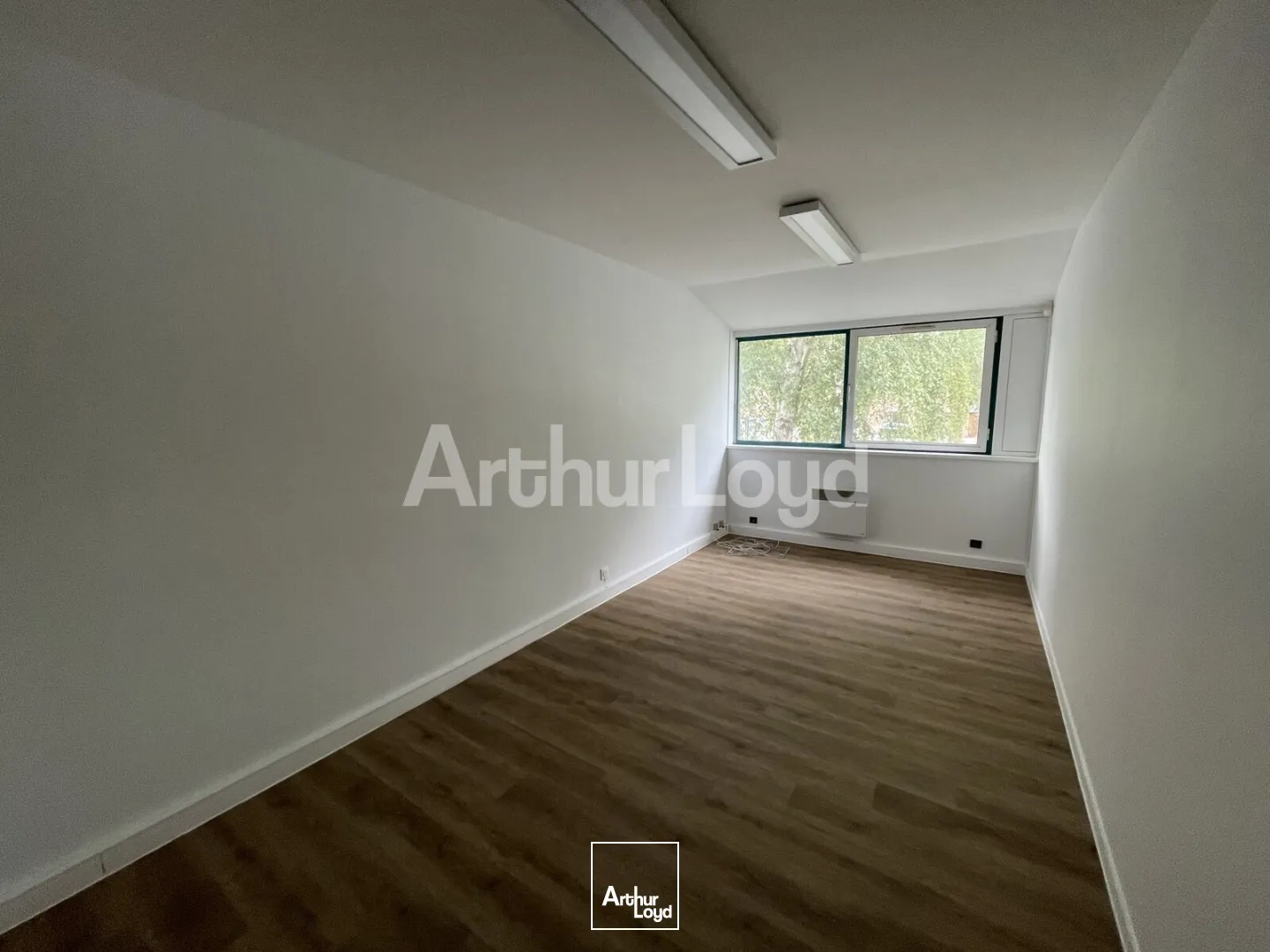 Bureaux - Location - VILLENEUVE D'ASCQ - 59650 - 39-212 - 7891662
