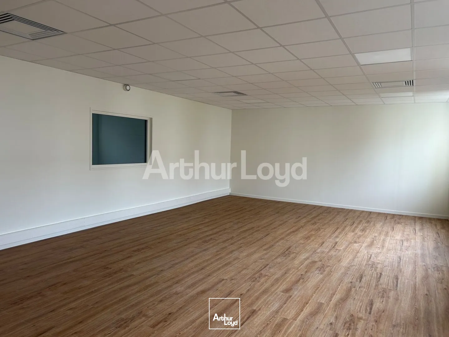 Locaux d'activité & Entrepôts - Location - VILLENEUVE D'ASCQ - 59650 - 233-2049 - 7891686