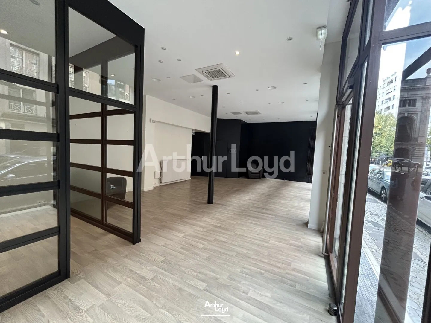 Locaux commerciaux - Location - LILLE - 59000 - 140-140 - 7891938