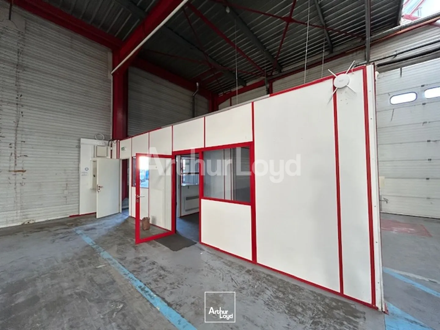 Locaux d'activité & Entrepôts - Location - PETITE FORET - 59494 - 1384-1384 - 7892061