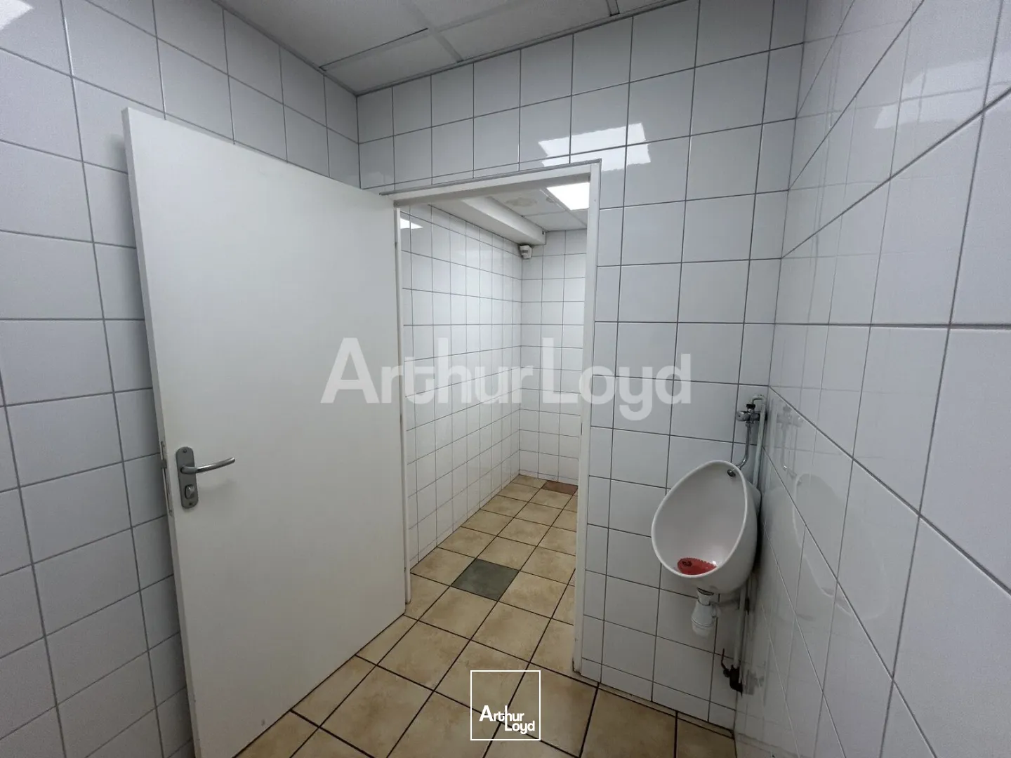 Locaux commerciaux - Location - LILLE - 59000 - 110-110 - 7892141