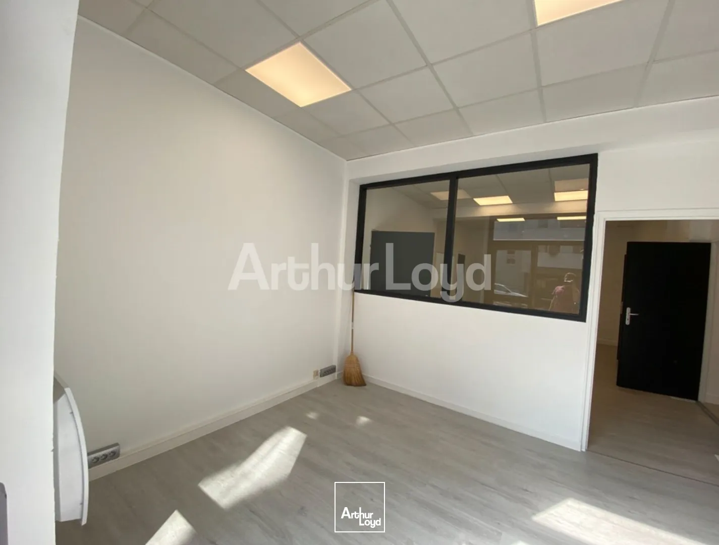 Bureaux - Location - LILLE - 59000 - 81-81 - 7892236