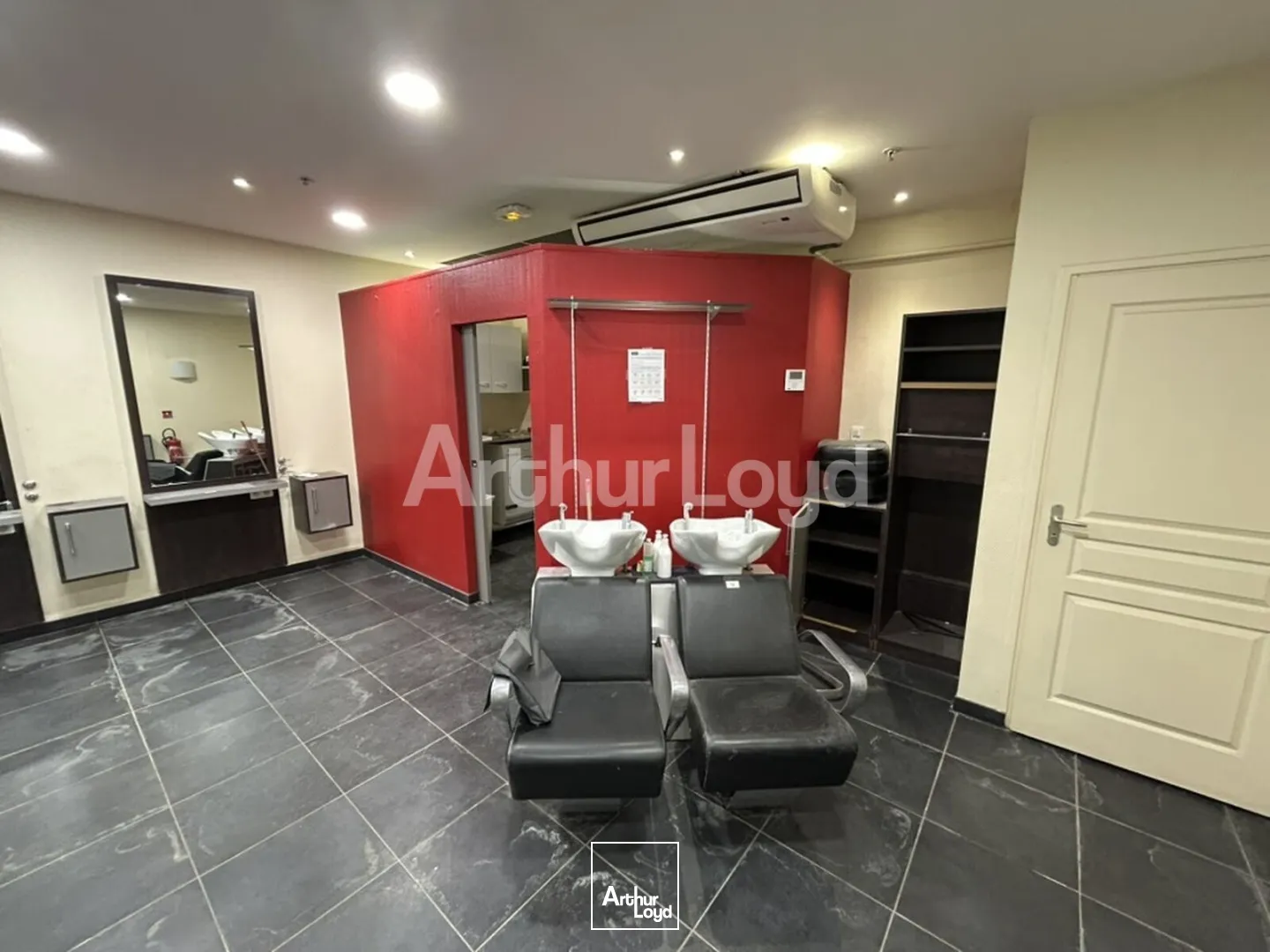 Locaux commerciaux - Vente - SIN LE NOBLE - 59450 - 46.63-46.63 - 7892395