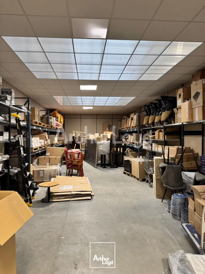 Locaux d'activité & Entrepôts - Location - LA CHAPELLE D'ARMENTIERES - 59930 - 632.8-632.8 - 7892620