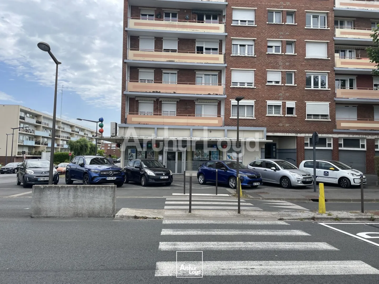 Locaux commerciaux - Location - MAUBEUGE - 59600 - 135-135 - 7892897