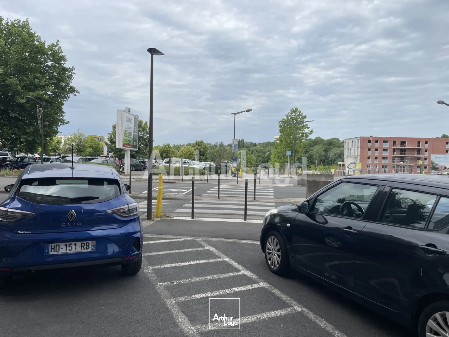 Locaux commerciaux - Location - MAUBEUGE - 59600 - 135-135 - 7892903