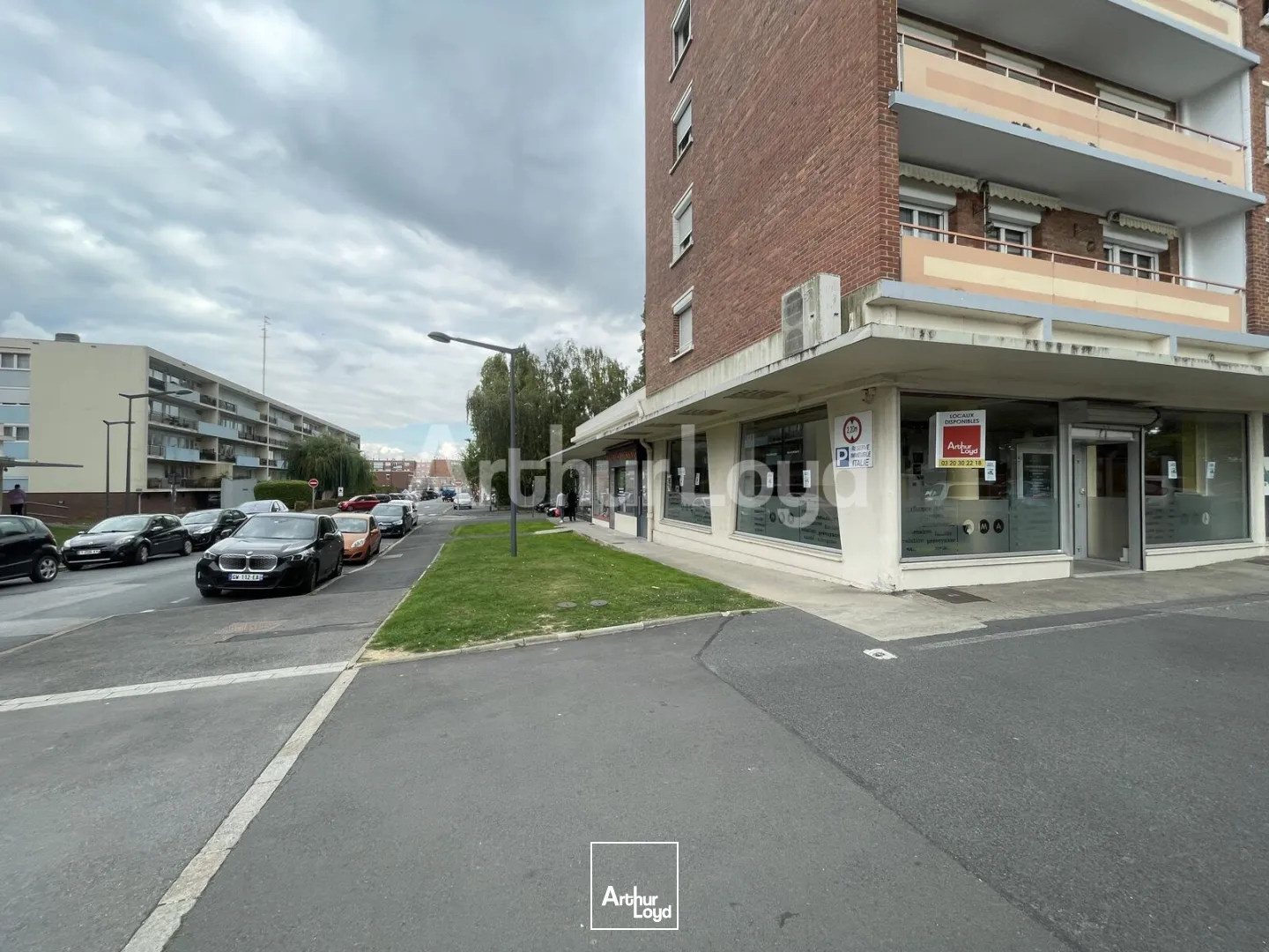 Locaux commerciaux - Location - MAUBEUGE - 59600 - 135-135 - 7892911