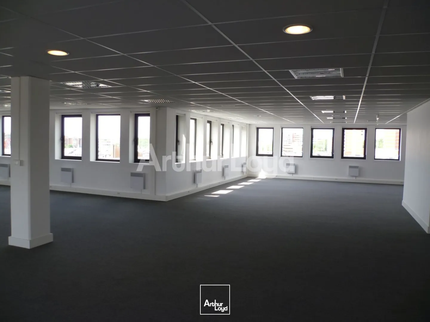 Bureaux - Location - VILLENEUVE D'ASCQ - 59650 - 764-2925 - 7892953