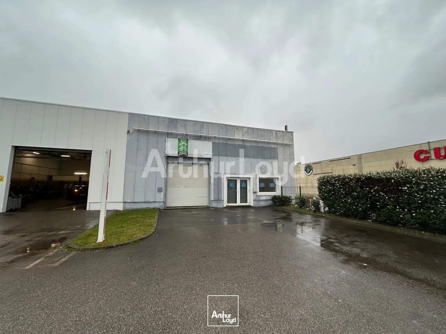 Locaux commerciaux - Location - COQUELLES - 62231 - 269-269 - 7893047