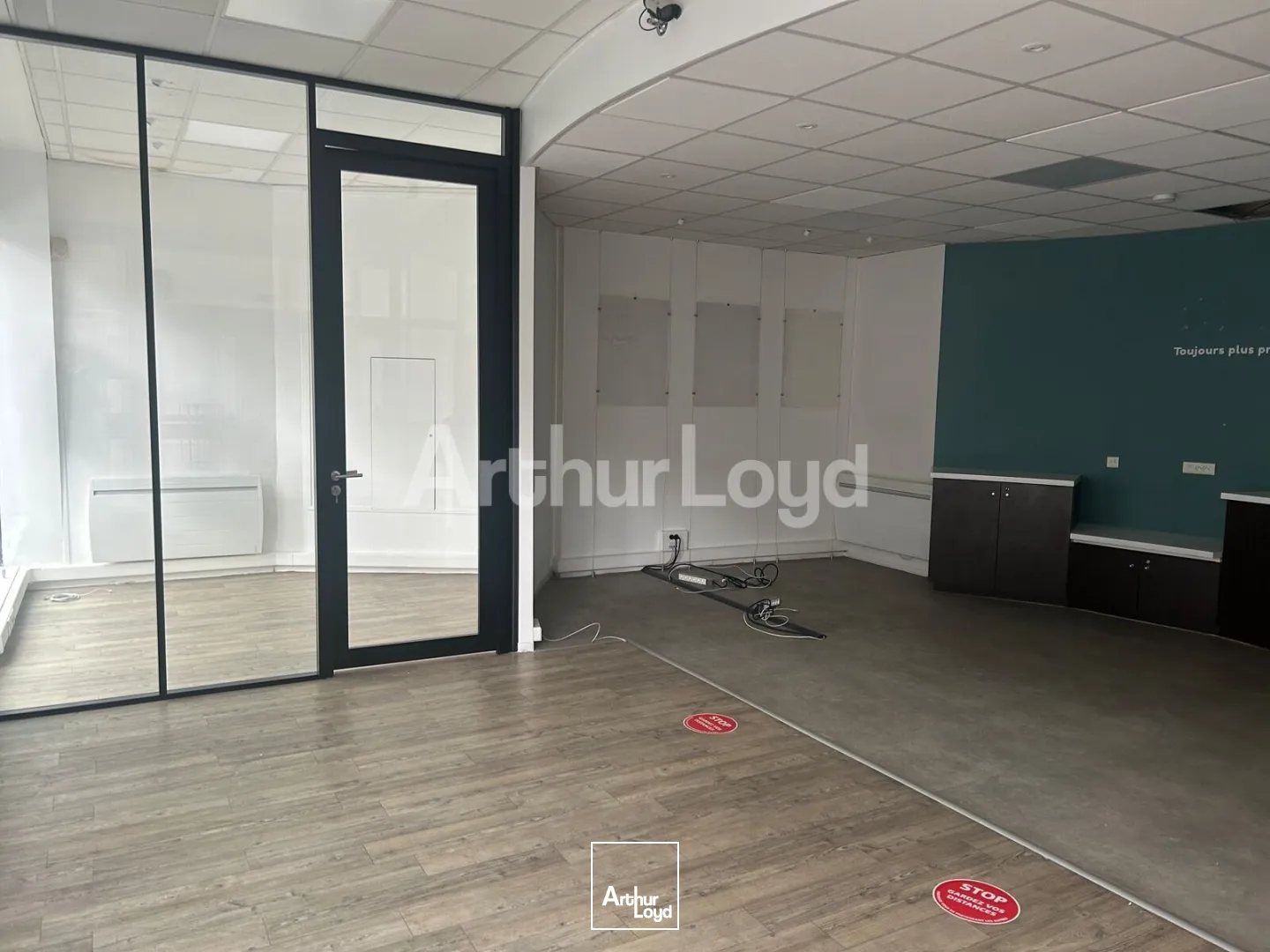 Locaux commerciaux - Location - LILLE - 59000 - 92.4-92.4 - 7893084