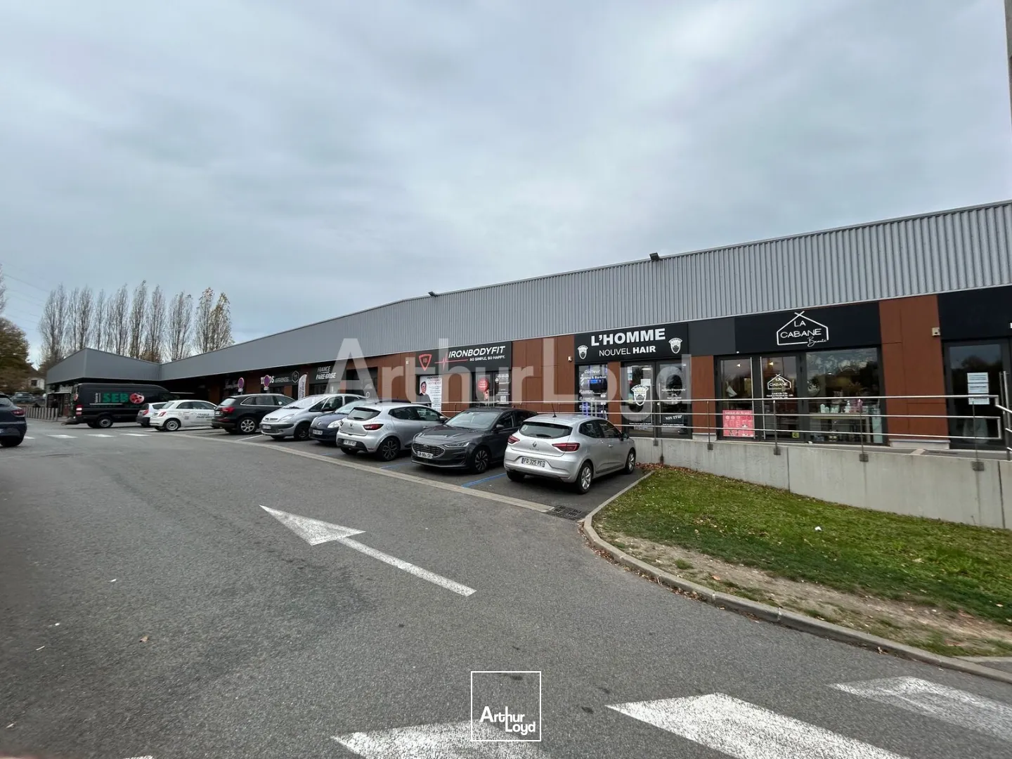 Locaux commerciaux - Location - LONGUENESSE - 62219 - 270-270 - 7893150
