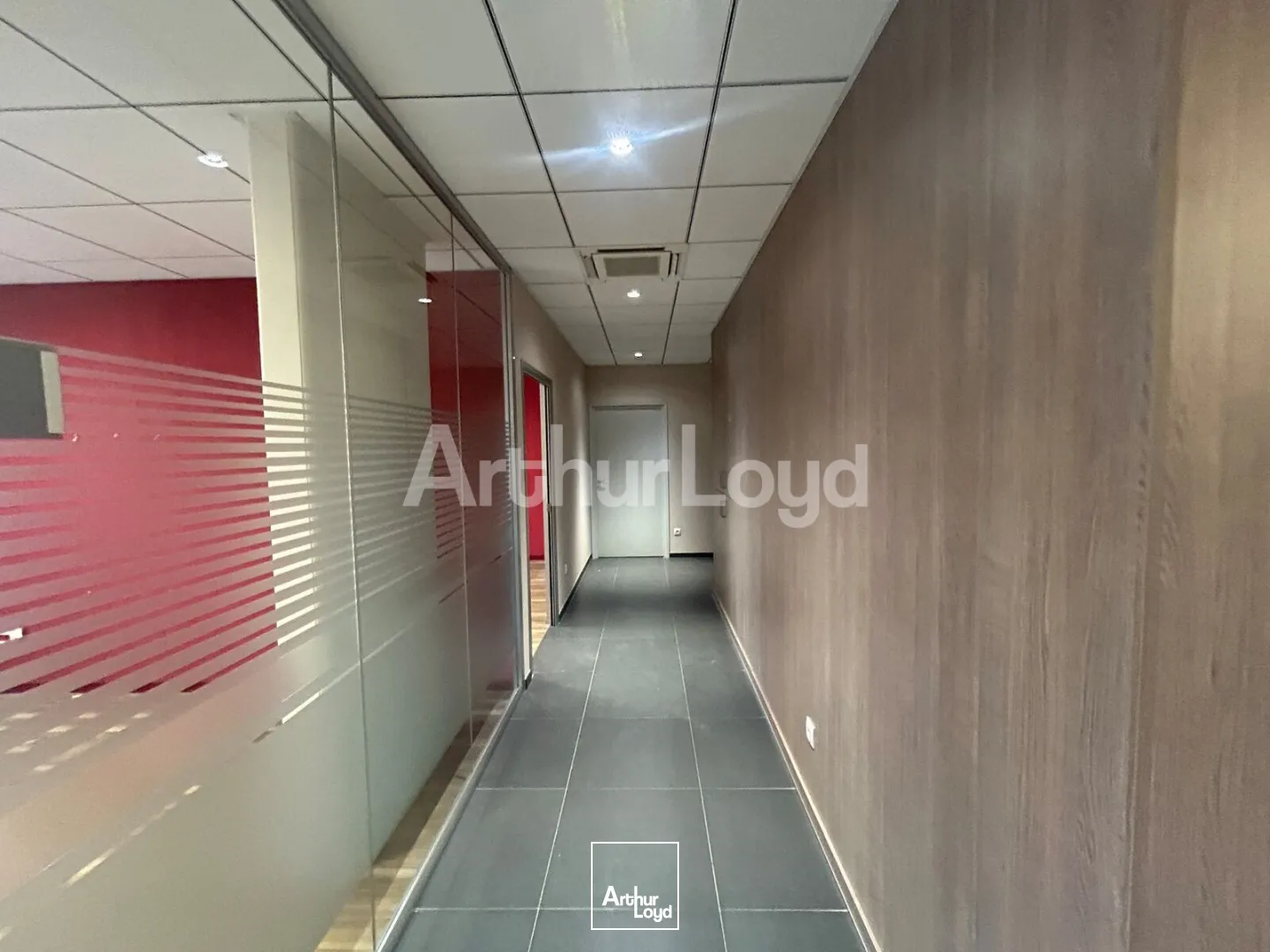 Locaux commerciaux - Location - BOUSBECQUE - 59166 - 150-150 - 7893156