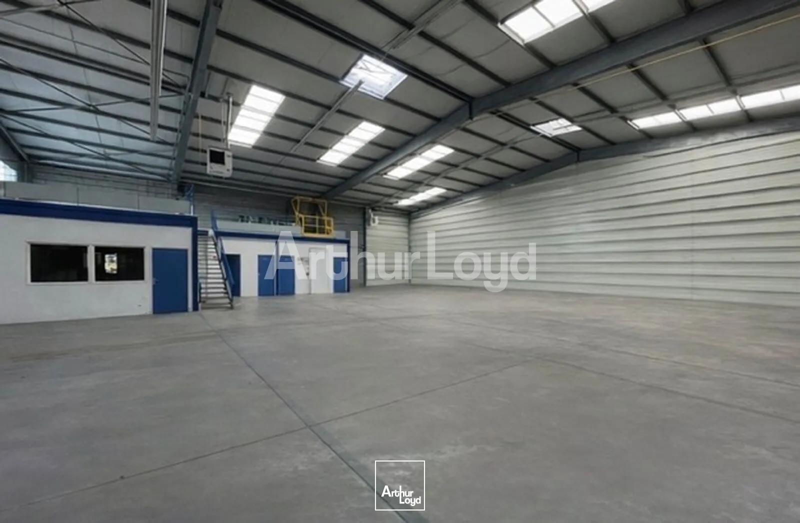 Locaux d'activité & Entrepôts - Location - CALAIS - 62100 - 1104-1104 - 7893171