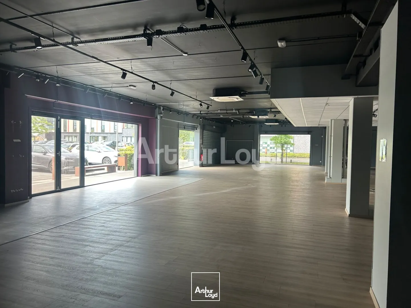 Locaux commerciaux - Location - ENGLOS - 59320 - 223-635 - 7893182