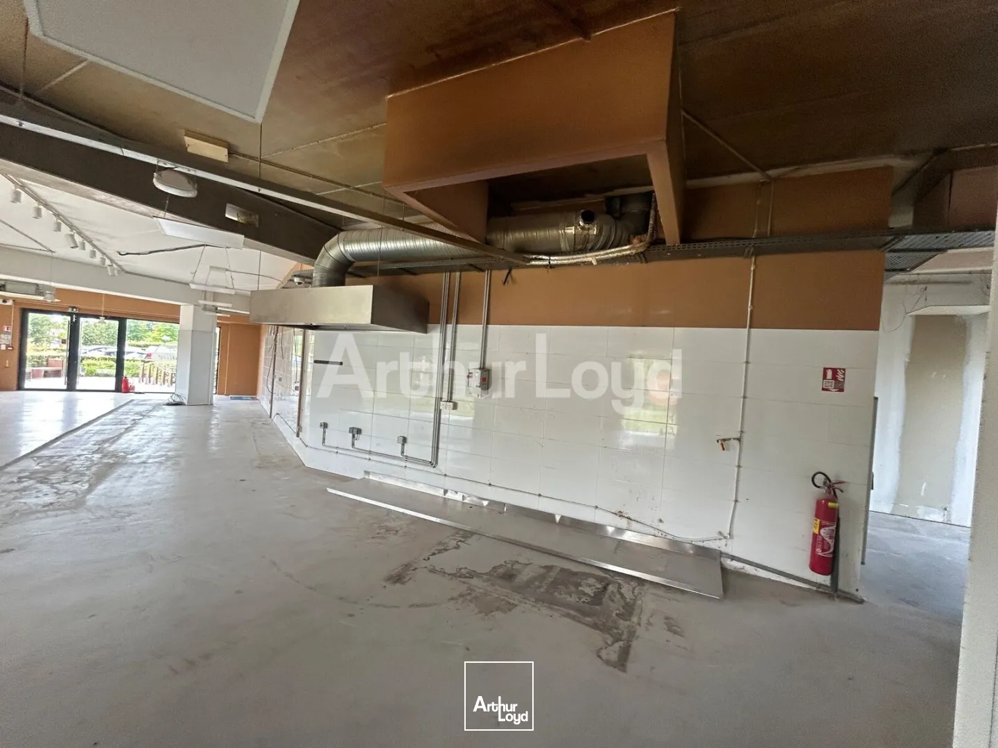 Locaux commerciaux - Location - ENGLOS - 59320 - 223-635 - 7893195