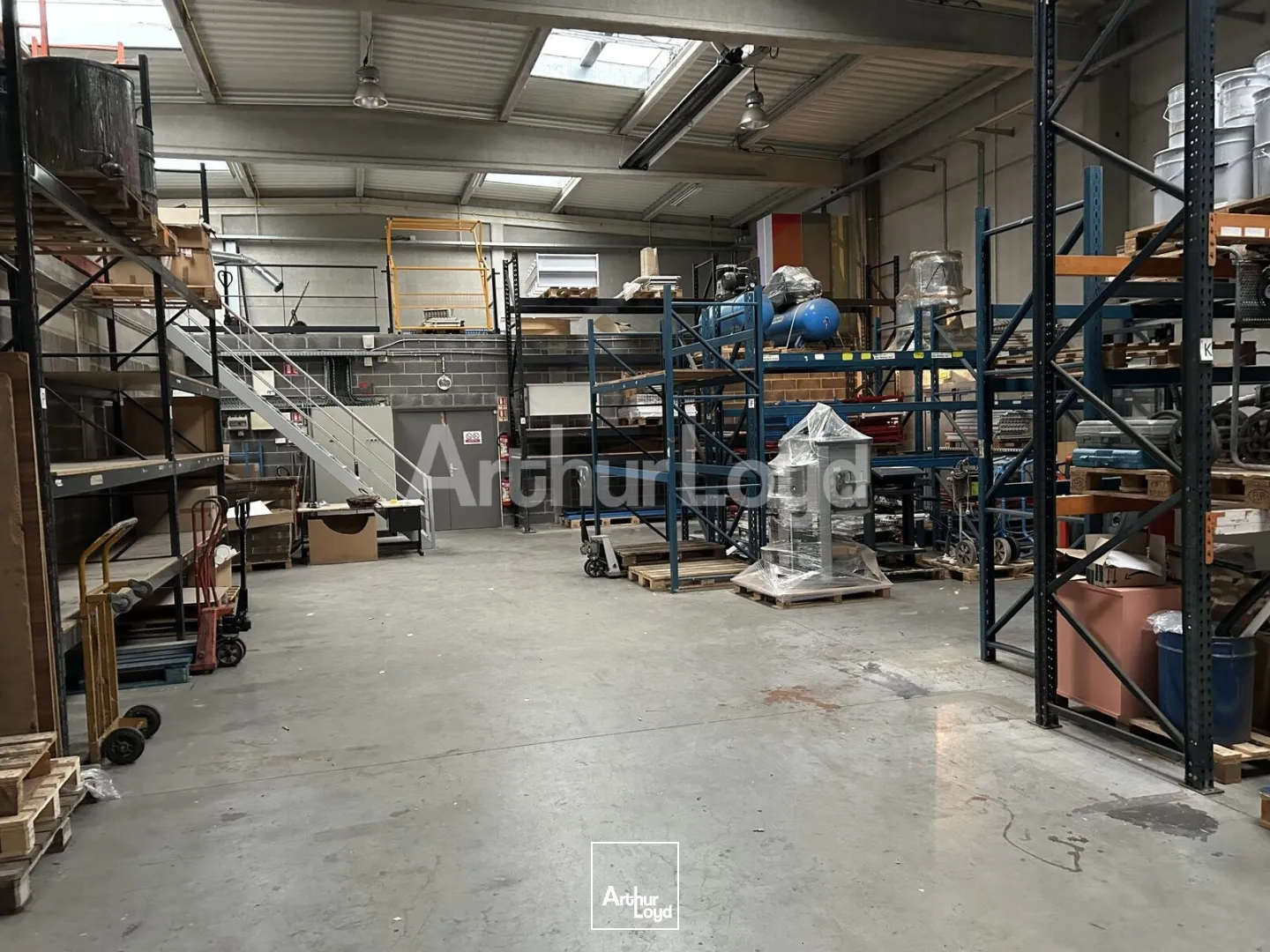Locaux d'activité & Entrepôts - Location - HALLENNES LEZ HAUBOURDIN - 59320 - 930-930 - 7893241