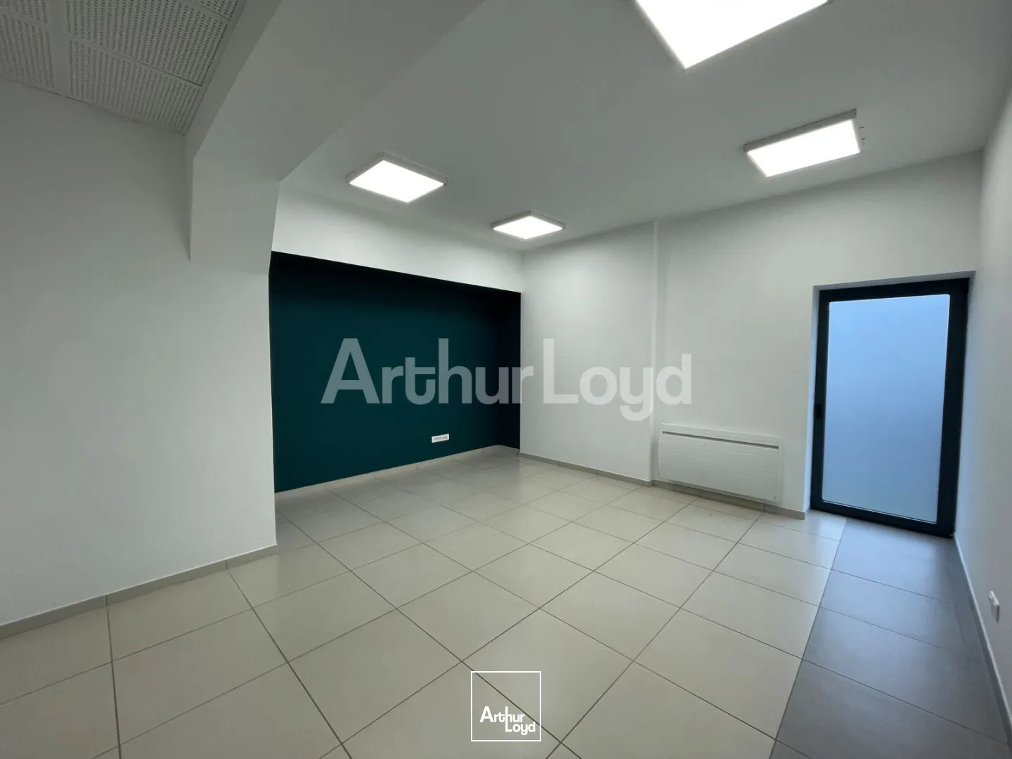 Bureaux - Location - RONCQ - 59223 - 23.75-51.15 - 7893247
