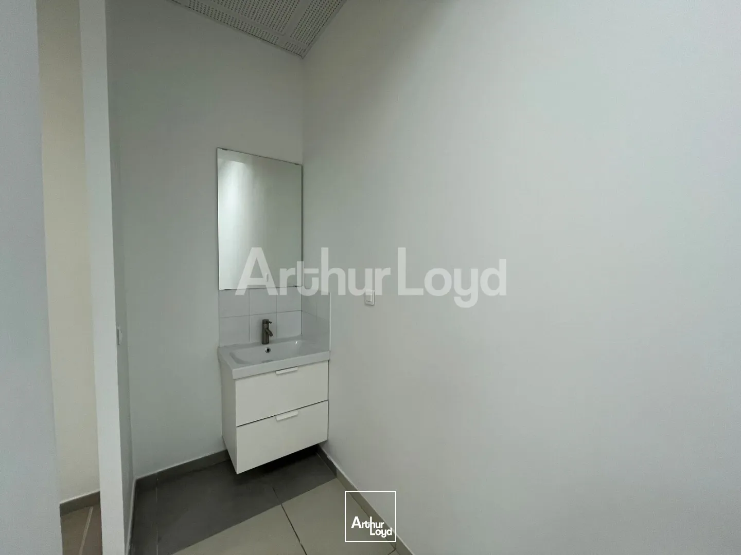 Bureaux - Location - RONCQ - 59223 - 23.75-51.15 - 7893250
