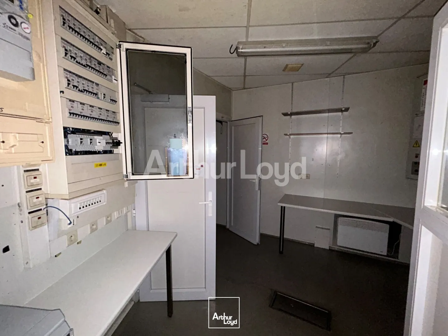 Locaux commerciaux - Location - MARCQ EN BAROEUL - 59700 - 125-125 - 7893438