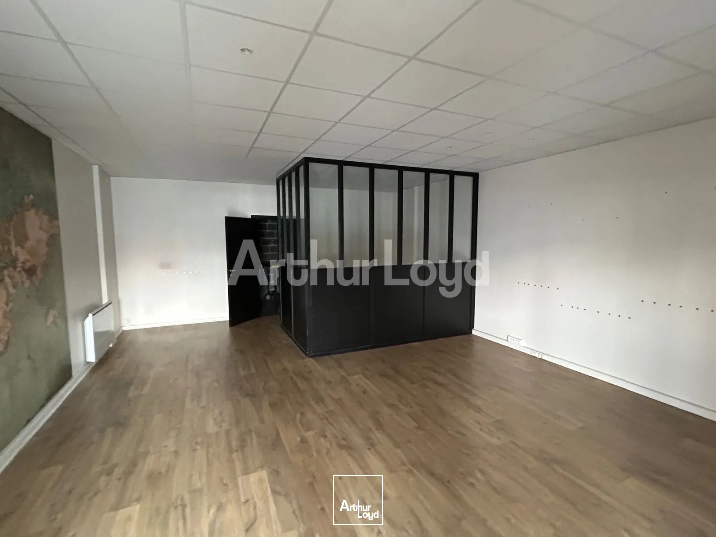 Locaux commerciaux - Location - MARCQ EN BAROEUL - 59700 - 65.8-65.8 - 7893483