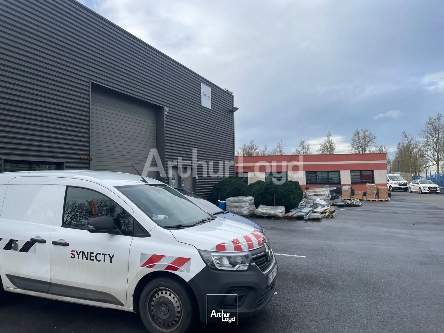 Locaux d'activité & Entrepôts - Location - CUINCY - 59553 - 240-905 - 7893512