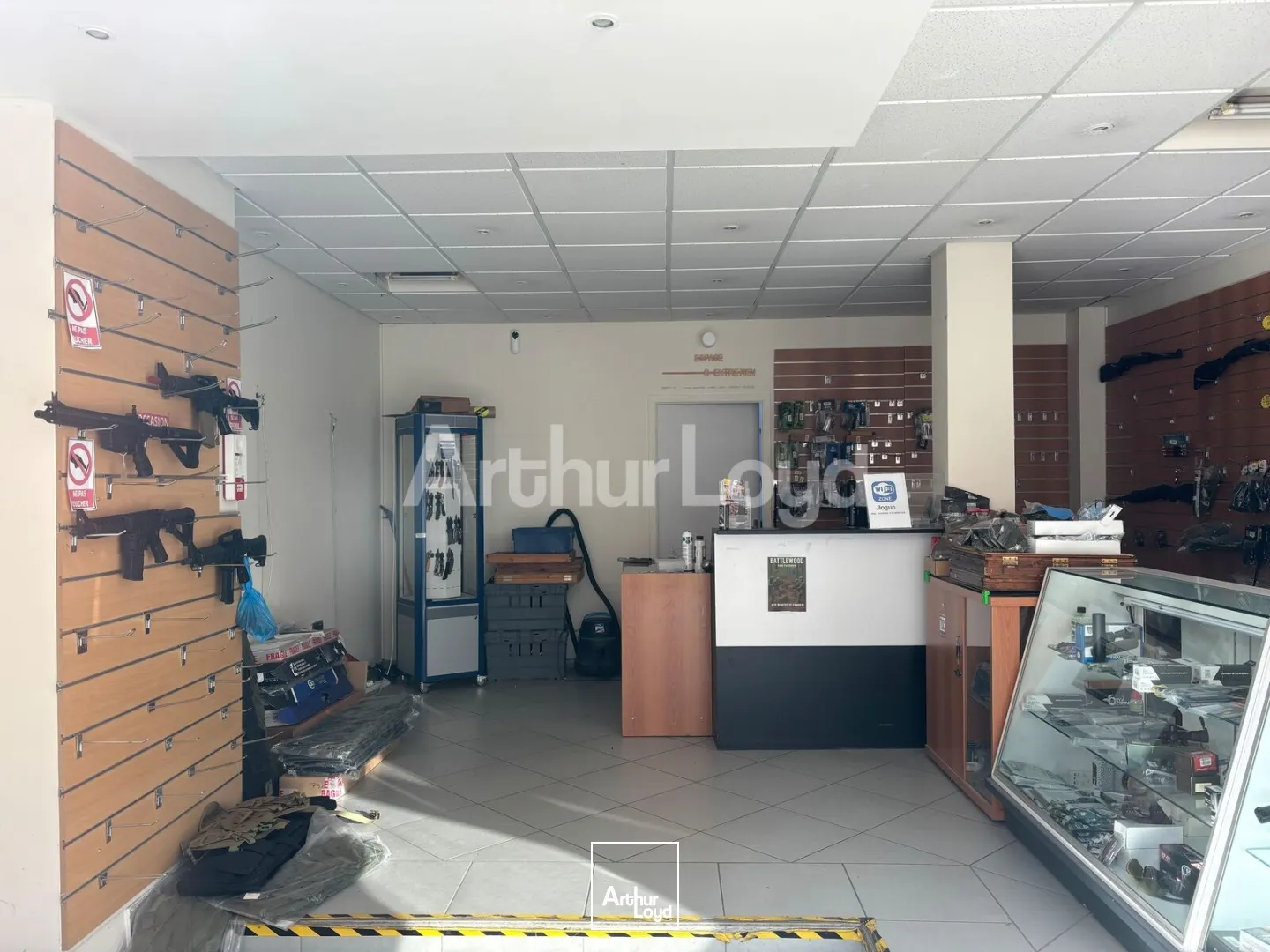 Locaux commerciaux - Vente - DOUAI - 59500 - 76-76 - 7893574