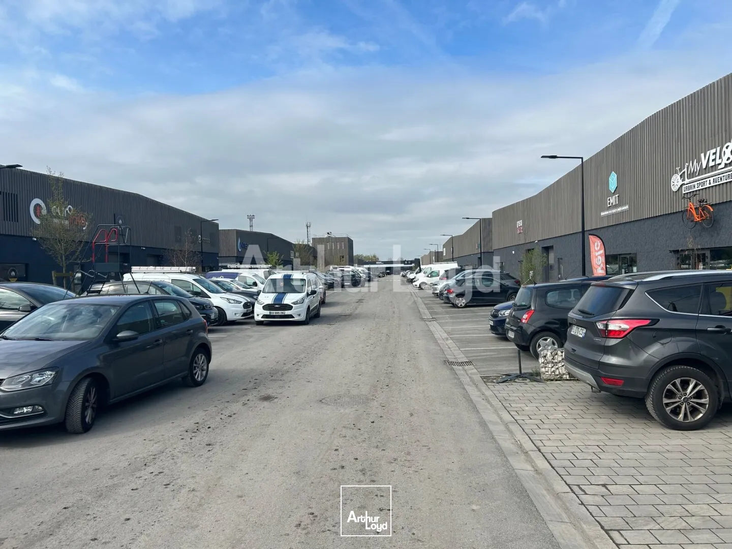 Locaux d'activité & Entrepôts - Vente - LA MADELEINE - 59110 - 313.9-921.6 - 7893650