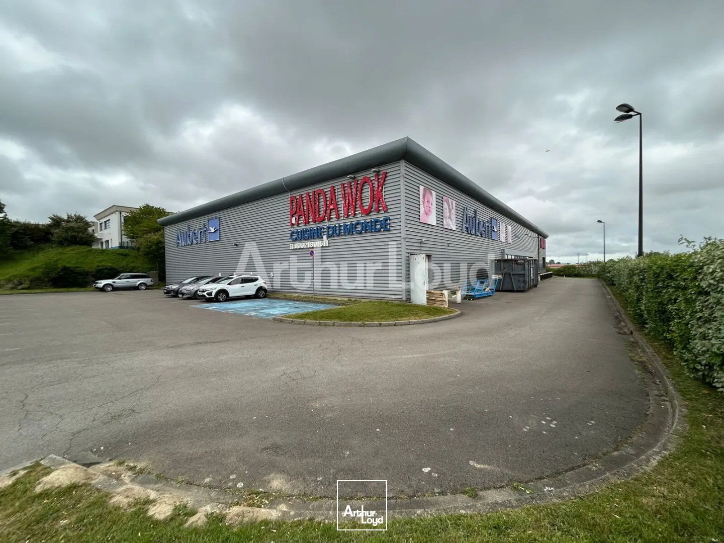 Locaux commerciaux - Location - SAINT MARTIN BOULOGNE - 62280 - 817-817 - 7893793