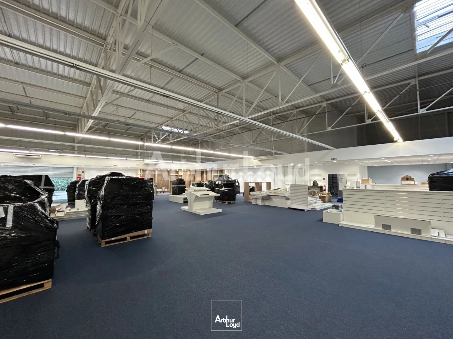 Locaux commerciaux - Location - SAINT MARTIN BOULOGNE - 62280 - 817-817 - 7893798