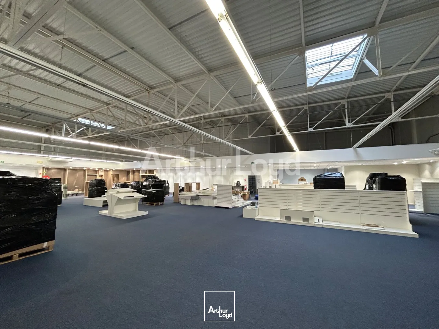 Locaux commerciaux - Location - SAINT MARTIN BOULOGNE - 62280 - 817-817 - 7893799