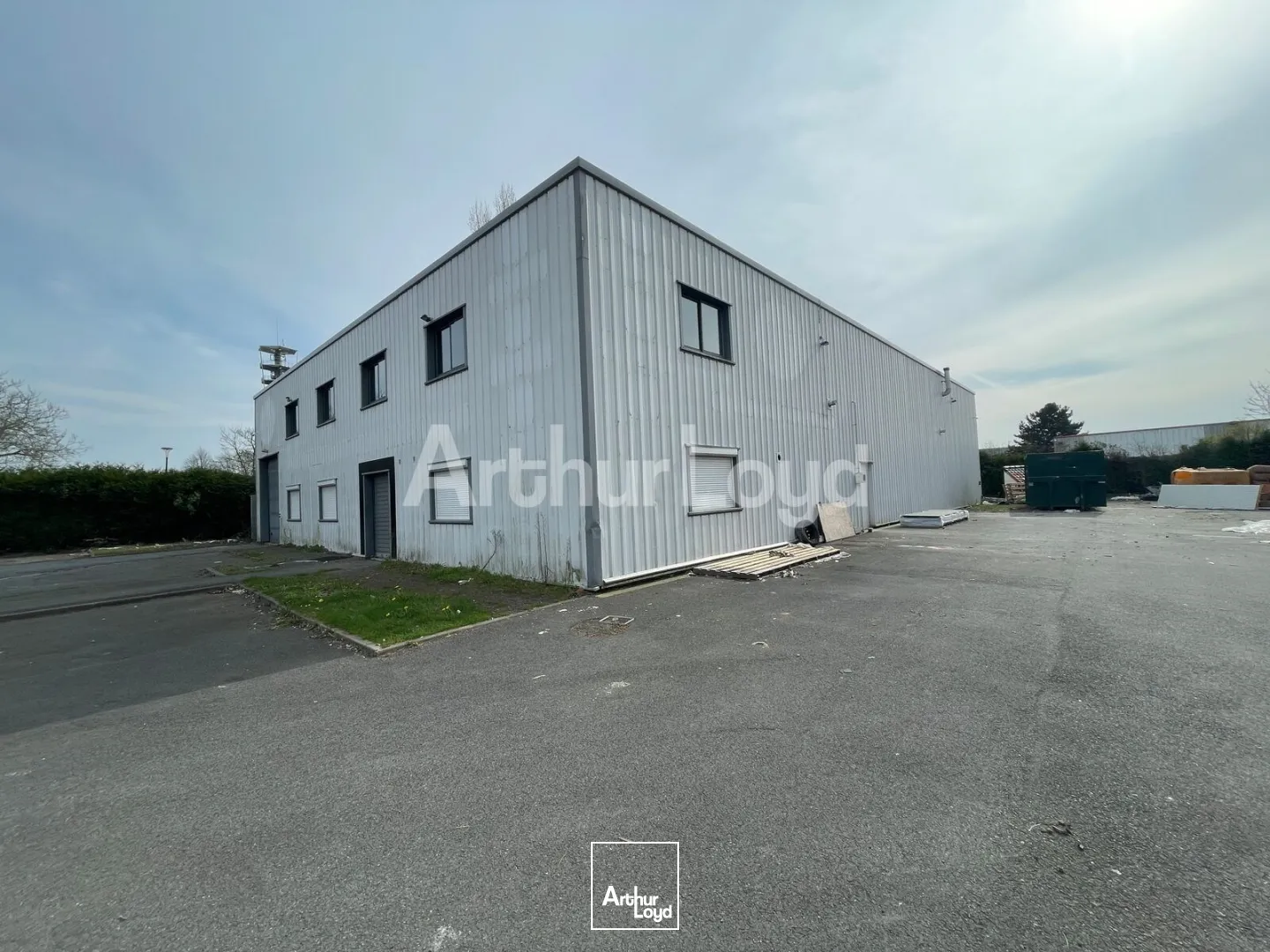 Locaux d'activité & Entrepôts - Location - DOUAI - 59500 - 877-877 - 7894104