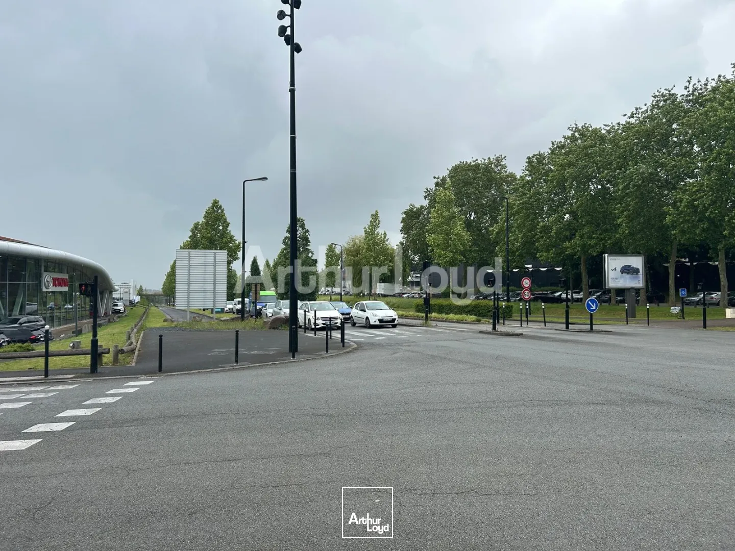 Locaux commerciaux - Location - VALENCIENNES - 59300 - 580-580 - 7894200