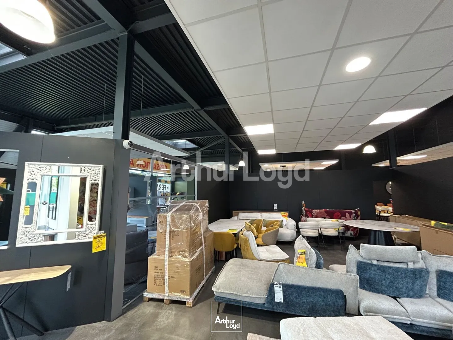 Locaux commerciaux - Location - VALENCIENNES - 59300 - 580-580 - 7894207