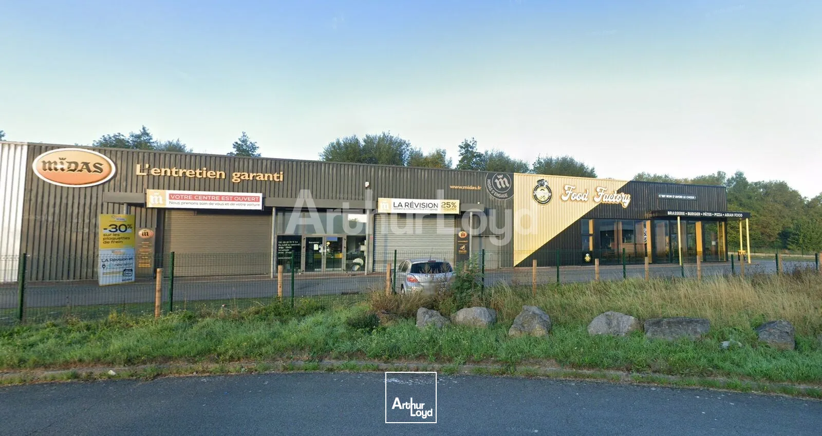 Locaux commerciaux - Location - LYS LEZ LANNOY - 59390 - 384-884 - 7894252