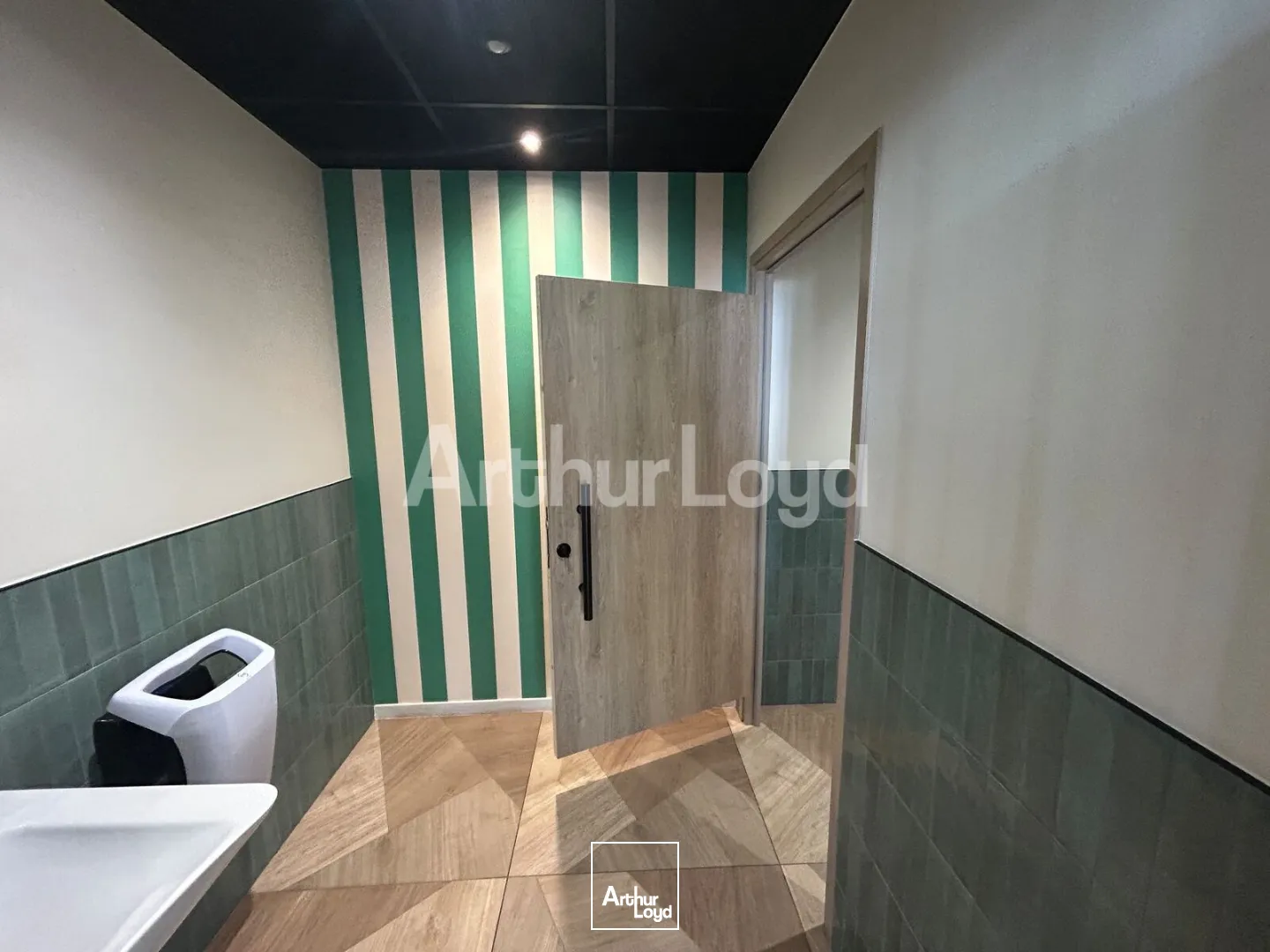 Locaux commerciaux - Location - FAMARS - 59300 - 150-150 - 7894355