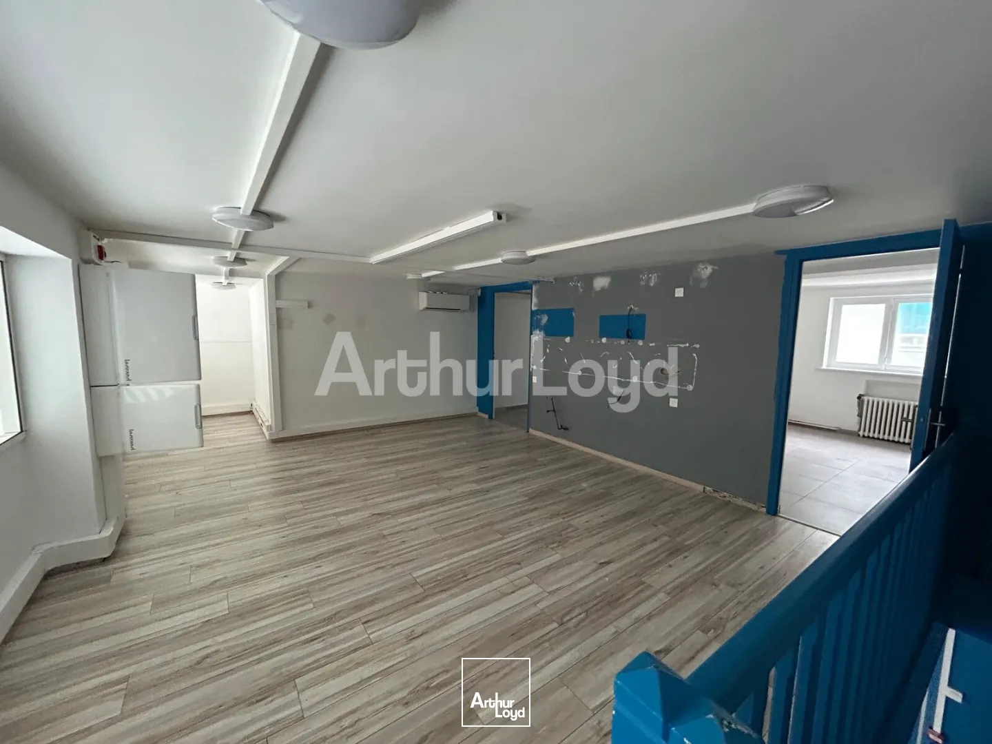 Locaux commerciaux - Location - LILLE - 59000 - 51-143 - 7894371