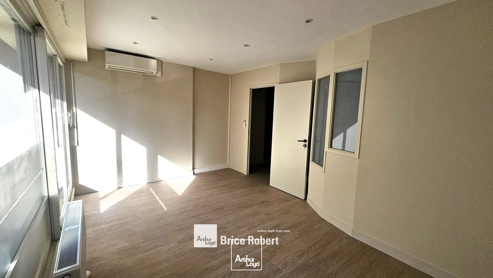 Bureaux - Location - LYON - 69006 - 262-262 - 7895482