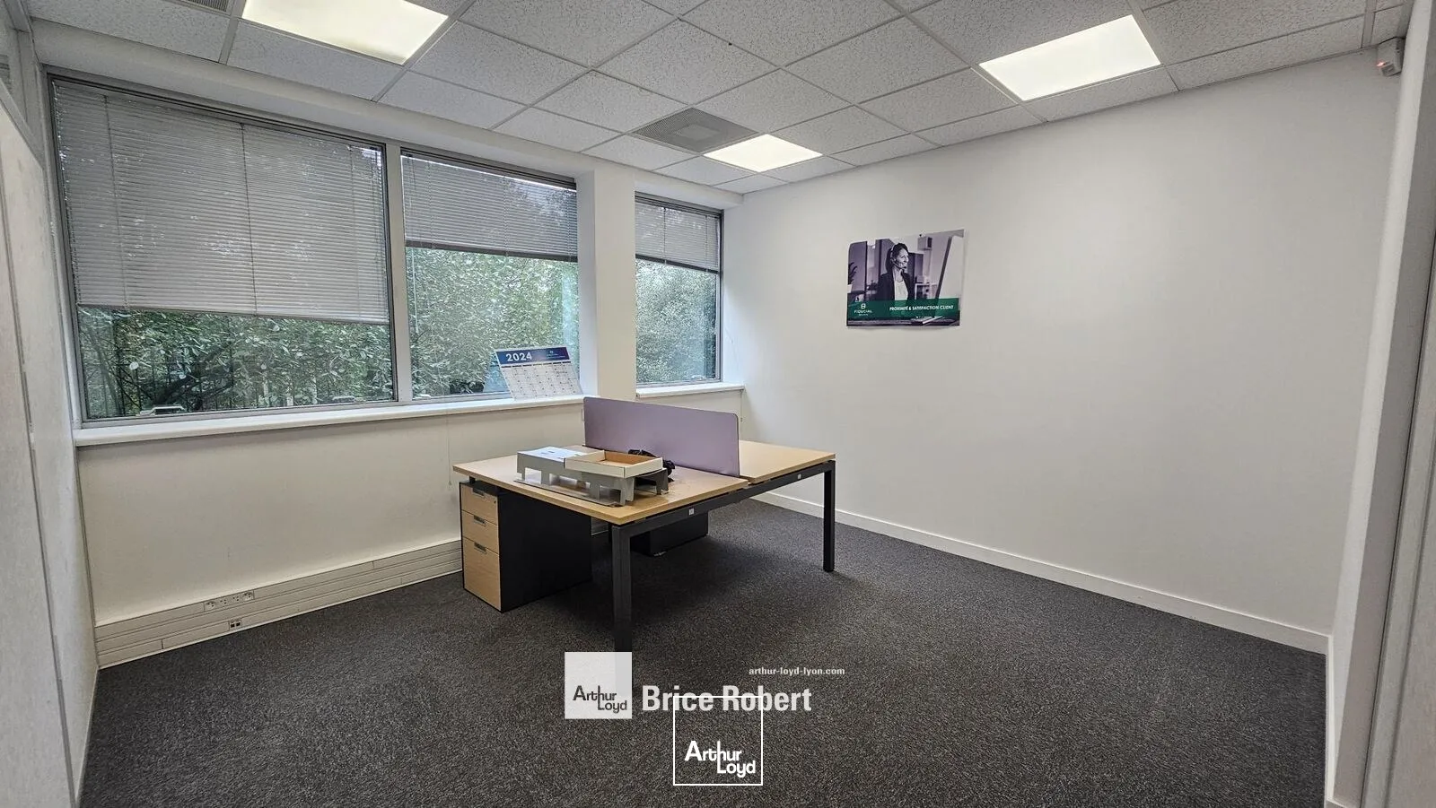 Bureaux - Location - SAINT PRIEST - 69800 - 234-857 - 7895555