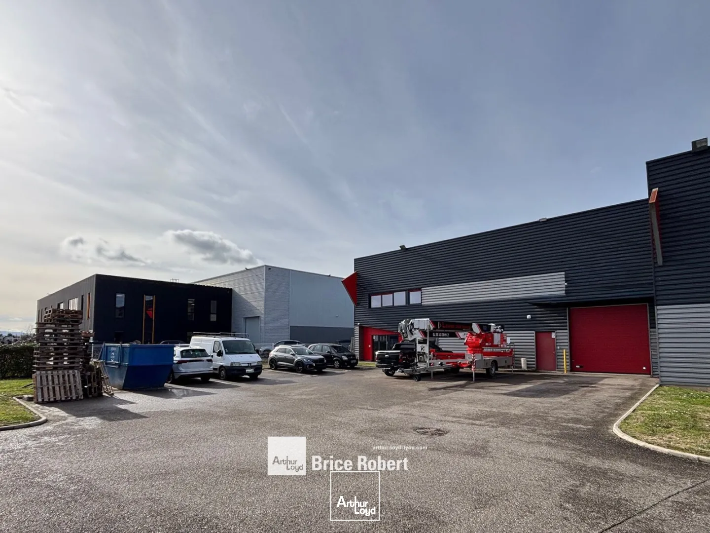 Locaux d'activité & Entrepôts - Location - VOURLES - 69390 - 653-653 - 7895823