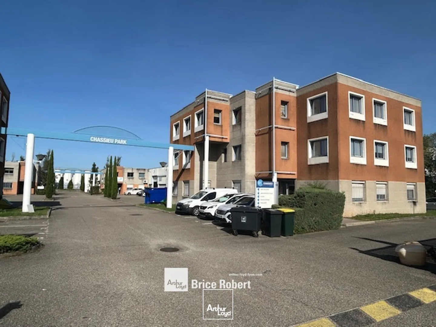 Locaux d'activité & Entrepôts - Location - CHASSIEU - 69680 - 1525-1525 - 7895841