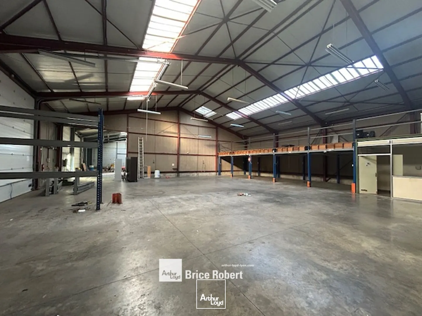 Locaux d'activité & Entrepôts - Location - TREVOUX - 01600 - 1169-1169 - 7895860