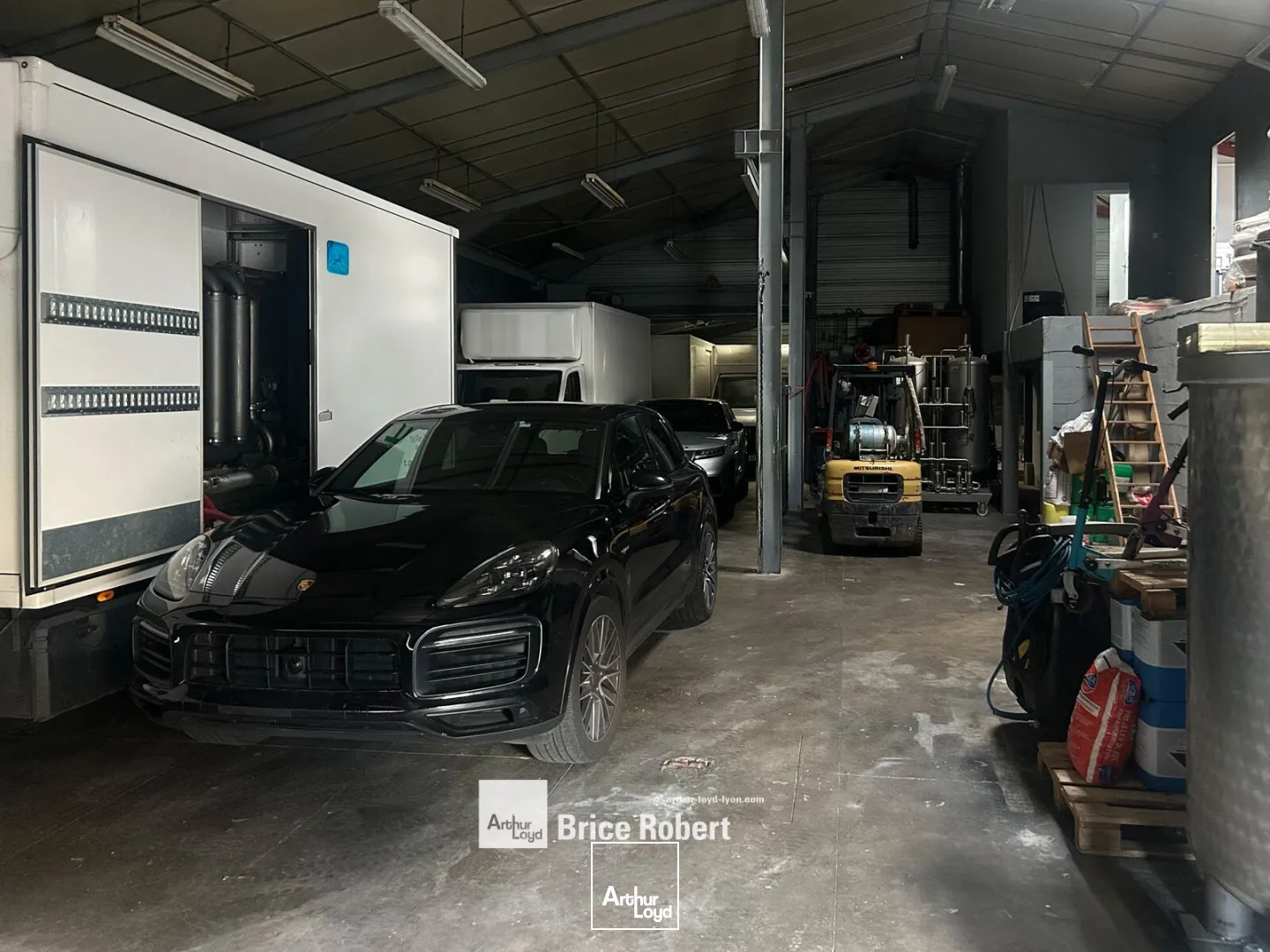 Locaux d'activité & Entrepôts - Vente - FLEURIEUX SUR L'ARBRESLE - 69210 - 450-450 - 7895992