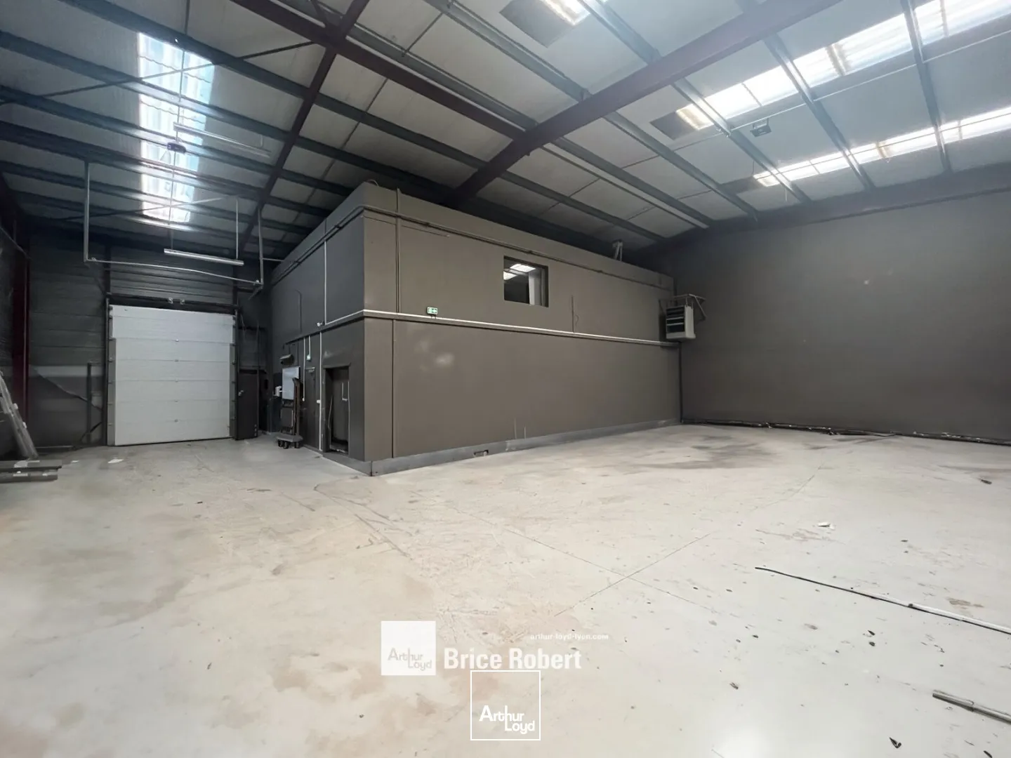 Locaux d'activité & Entrepôts - Vente - VILLEURBANNE - 69100 - 450-450 - 7896034