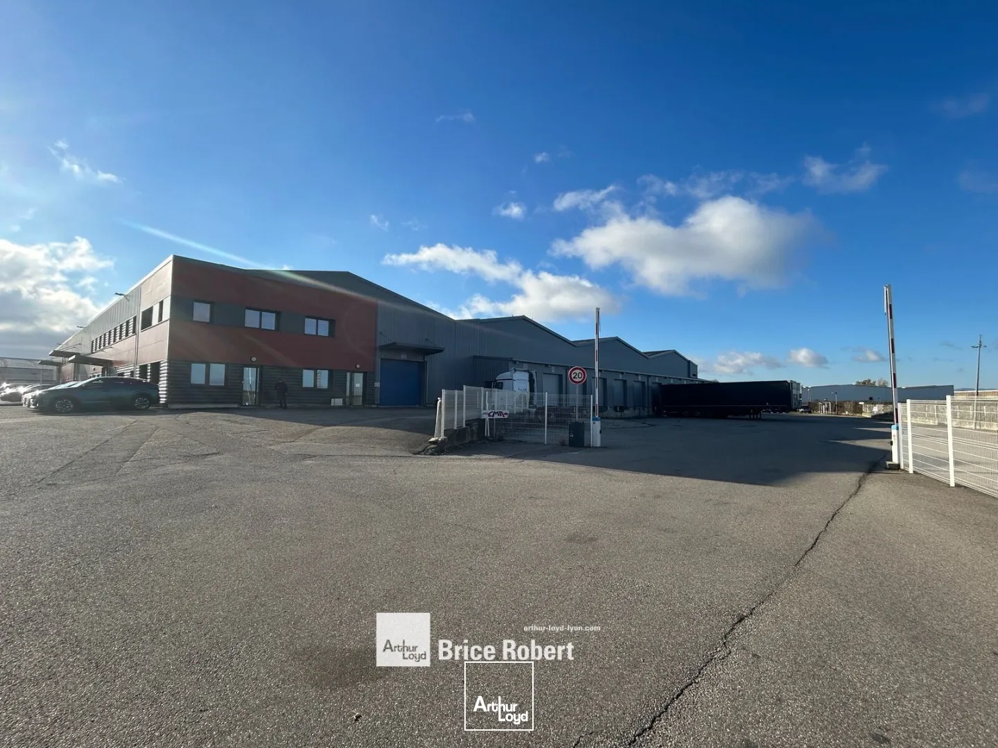 Locaux d'activité & Entrepôts - Location - CORBAS - 69960 - 4586-4586 - 7896067