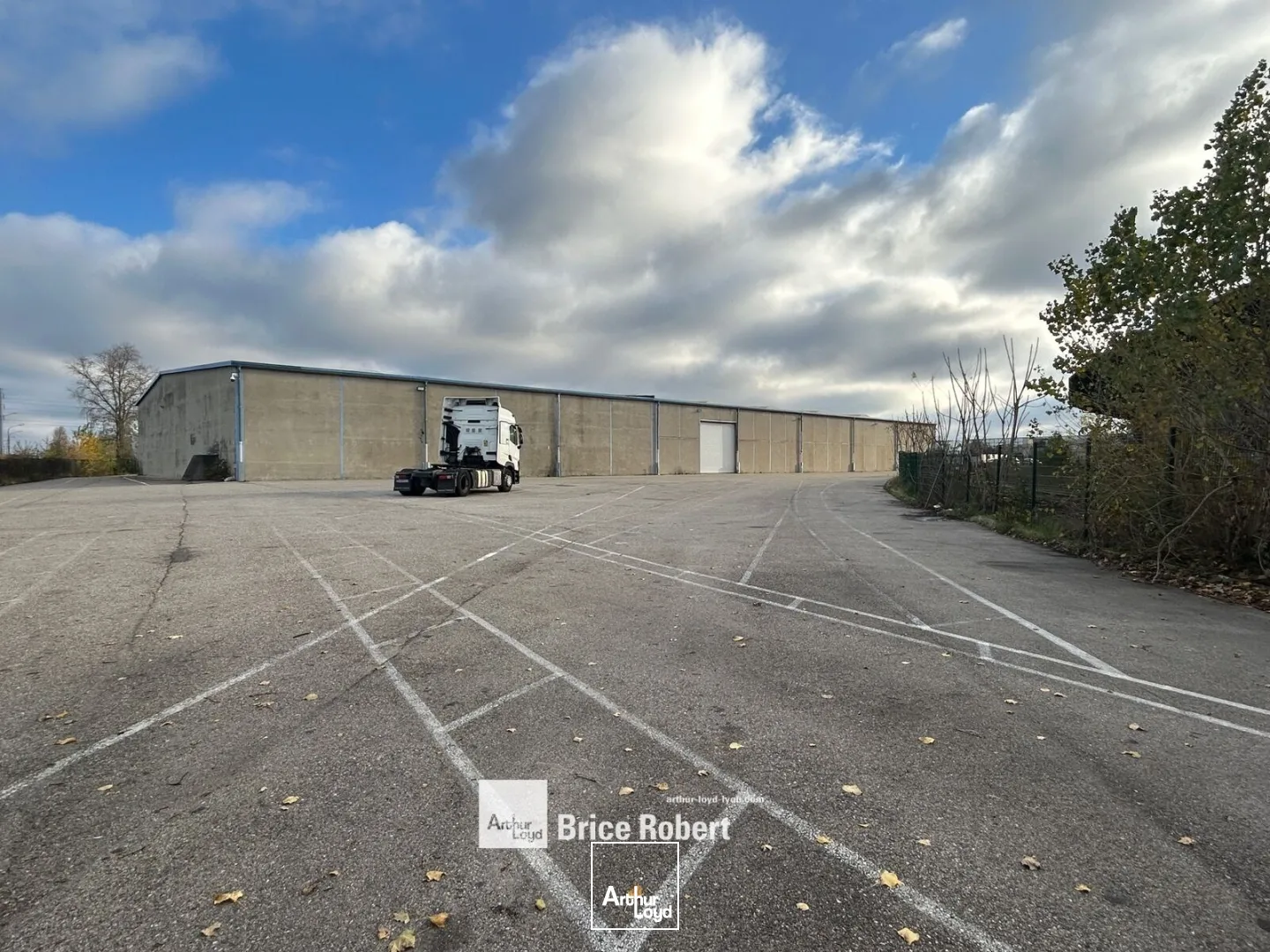 Locaux d'activité & Entrepôts - Location - VENISSIEUX - 69200 - 3643-3643 - 7896076